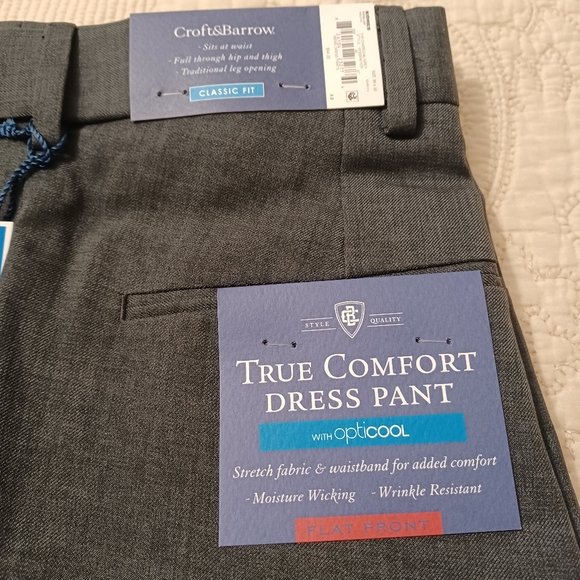 Croft & Barrow men's slacks - classic fit, flat front, size 36x32 - Picture 5 of 10